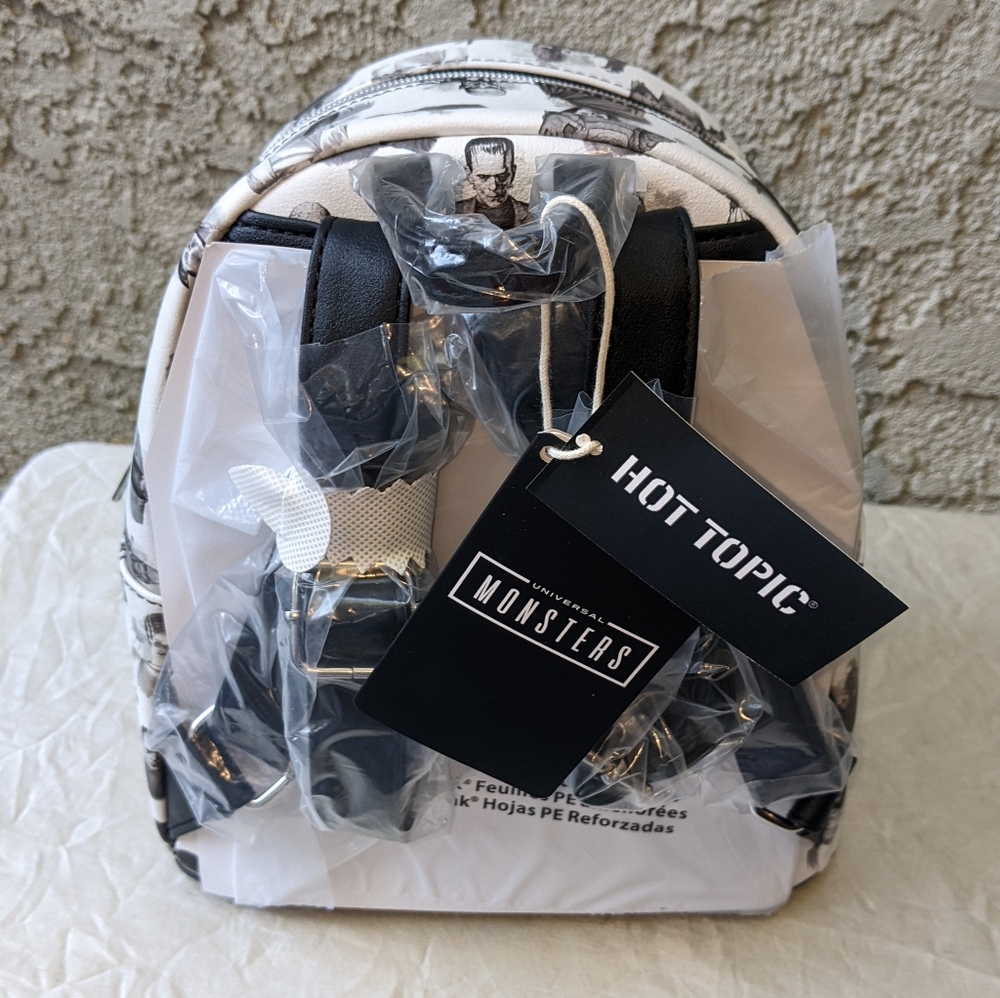 Loungefly Universal Monsters Icons Mini Backpack - Picture 4 of 6